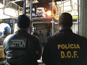 Polícias incineram 17,1 toneladas de drogas apreendidas em MS, na região de fronteira Incineração de drogas em Dourados (Foto: DOF/Divulgação)
