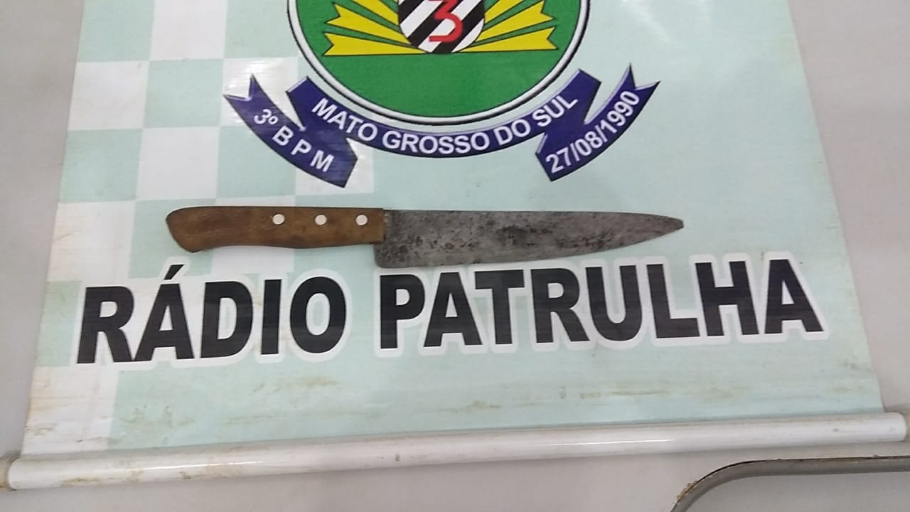Por ciúmes da mulher, marido esfaqueia homem em Dourados Por ciúmes da mulher, marido esfaqueia homem em Dourados