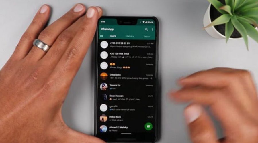 WhatsApp: modo escuro ganha atualização na versão beta do app