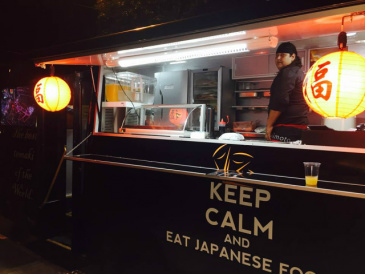 Sucesso nos EUA, Food Truck atrai o público em Dourados Sucesso fez o Food Truck retornar a cidade. (Foto: Facebook Temaki Truck)