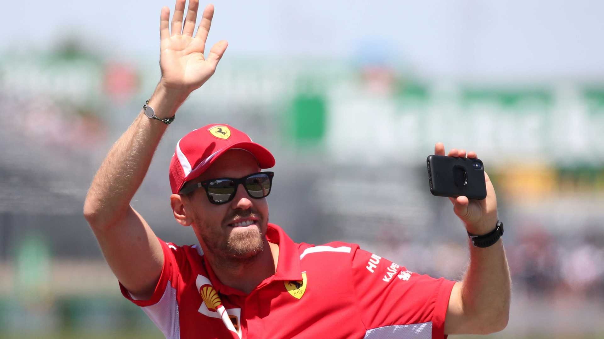 Vettel vence no Canadá e retoma liderança na F1 Carlo Allegri / Reuters