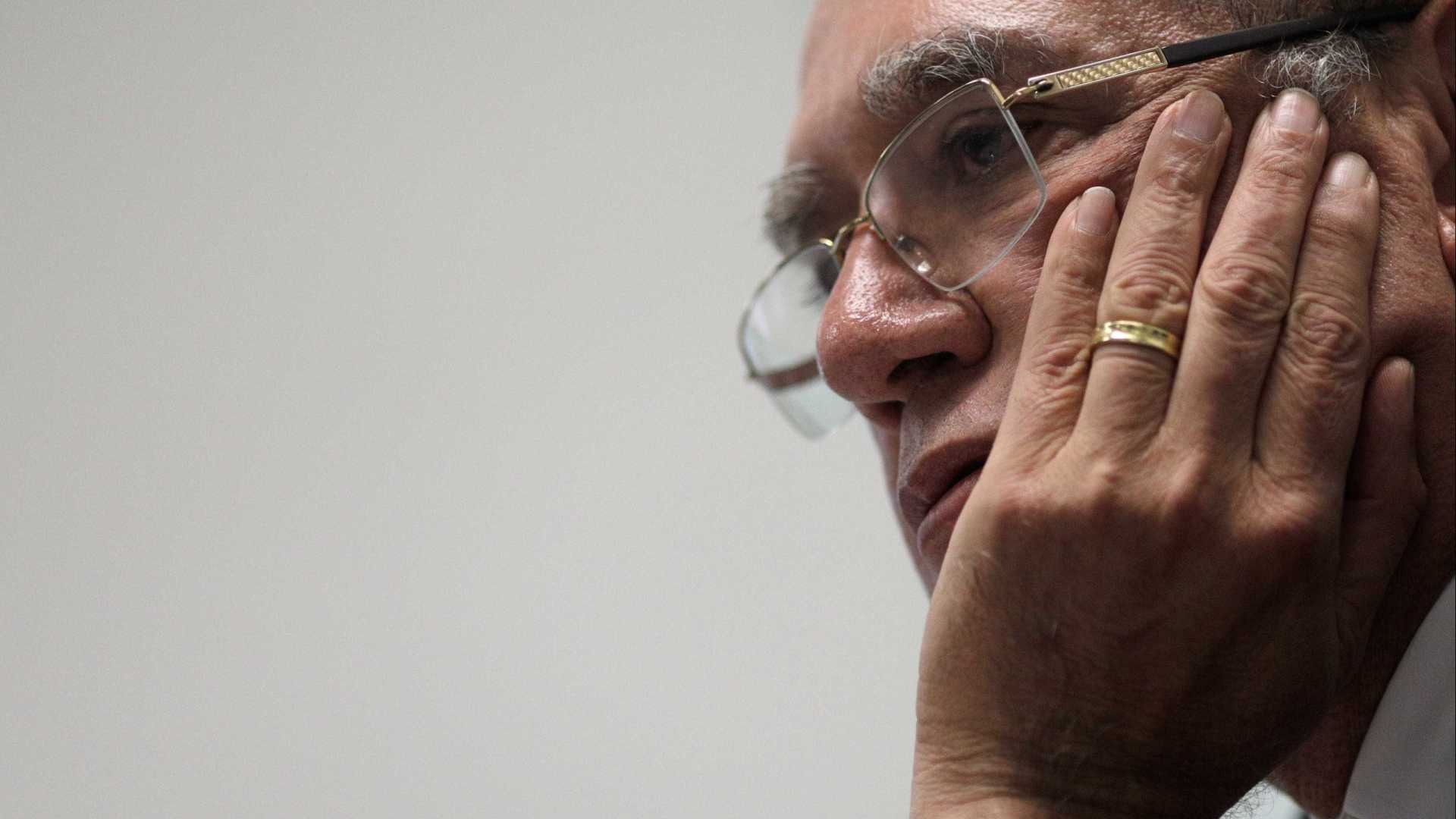 'Caminha-se à tortura', diz Gilmar Mendes sobre algemas em Cabral Reuters/Ricardo Moraes