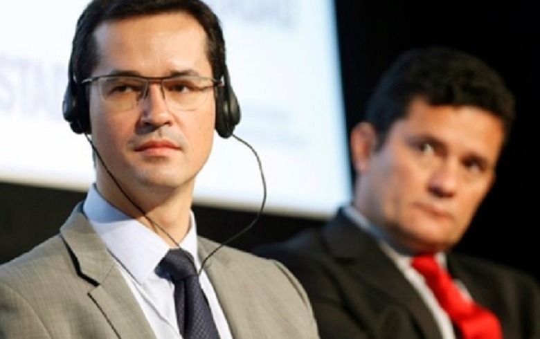 Site divulga troca de mensagens entre procuradores da Lava Jato e Sérgio Moro Reprodução