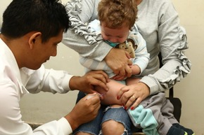 Secretaria de saúde alerta sobre prorrogação da vacinação contra a Influenza Ainda segundo o Ministério da Saúde, após o fim da campanha, caso haja disponibilidade de vacinas nos Estados e municípios, a vacinação poderá ser ampliada – A.Frota