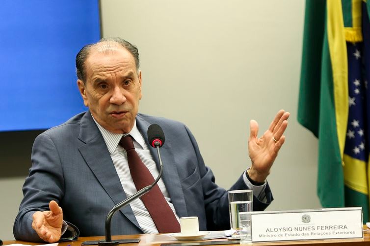 Acordo União Europeia-Mercosul deve sair até as eleições, diz ministro O chanceler Aloysio Nunes, em audiência na Comissão de Relações Exteriores e Defesa Nacional da Câmara (Marcelo Camargo/Agência Brasil)