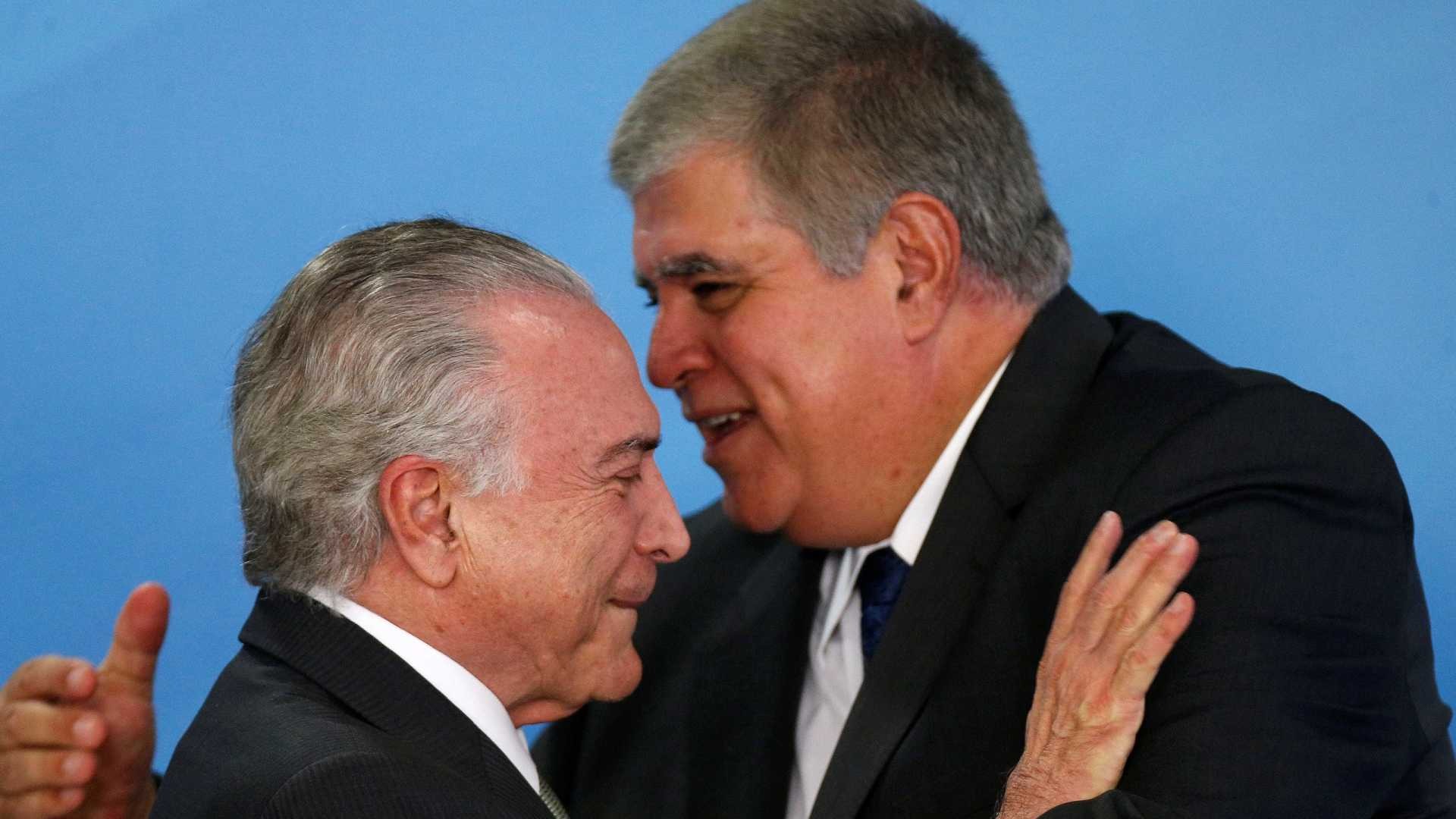 Marun antevê perseguição penal a Temer após 1º de janeiro Pilar Olivares/Reuters