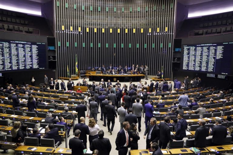 Deputados também podem votar MP que facilita transferência de terras da União. Luis Macedo/Câmara dos Deputados