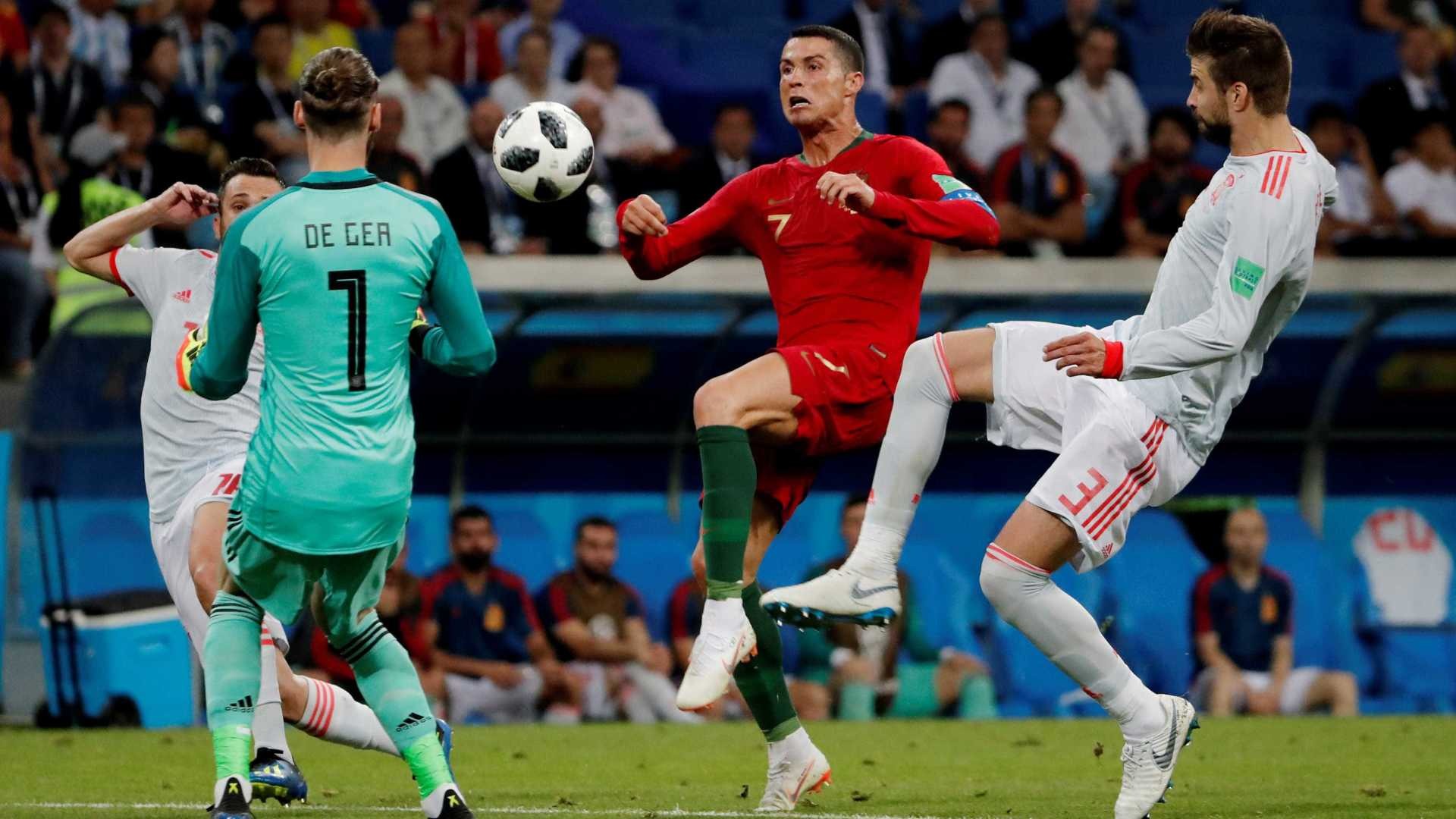 Com recorde de CR7, Portugal empata com a Espanha em Sochi REUTERS/Carlos Barria
