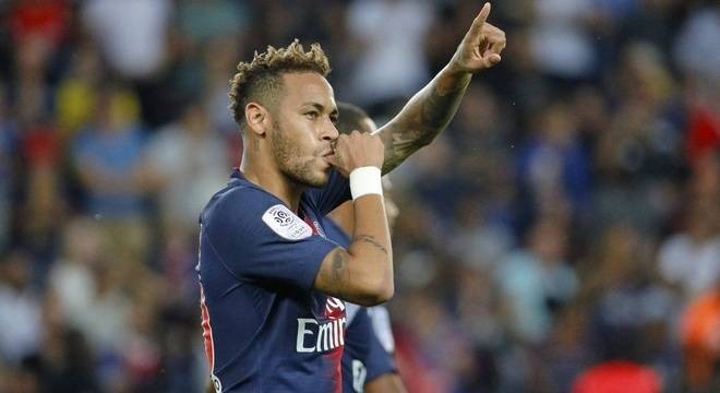 Neymar comemora o primeiro gol do PSG na temporada 2018/19 contra o Caen. Reprodução Twitter - @PSG_inside