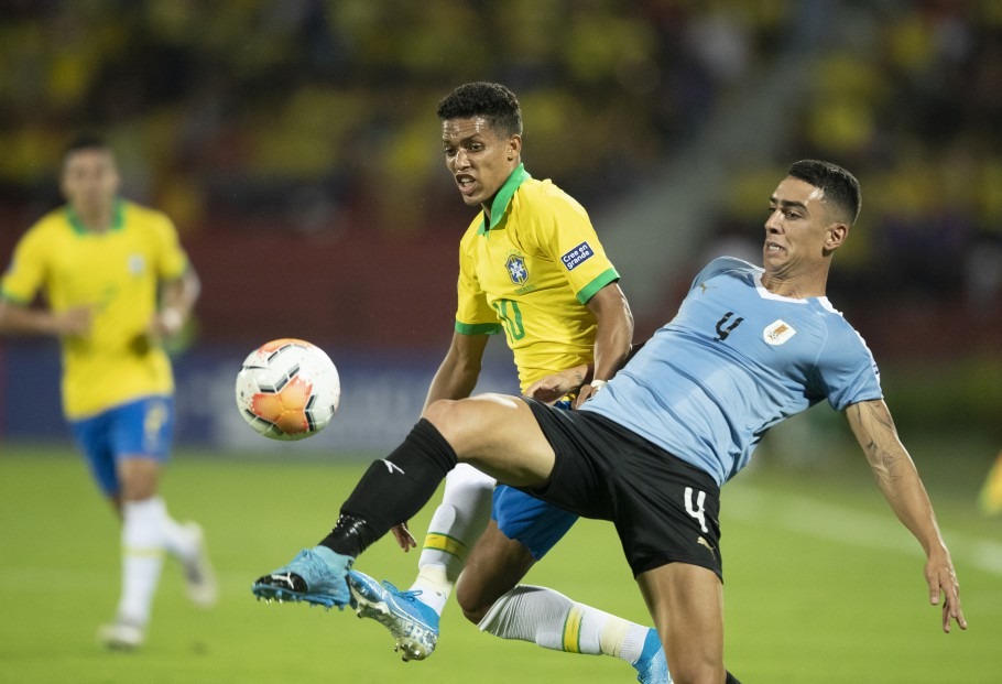 Seleção olímpica decide vaga para Tóquio contra Argentina neste domingo Brasil x Uruguai pelo segundo jogo do quadrangular final do Pré-olímpico da Colômbia. Pedrinho. Lucas Figueiredo/CBF