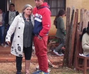 Dado como morto, jovem surpreende a família ao aparecer no próprio velório Jovem ao aparecer no próprio velório - Porã News