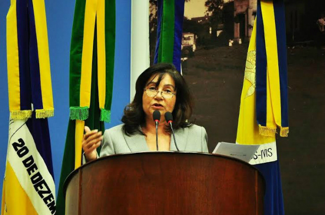 Vereadora Délia solicita reparos em postos de saúde de Dourados Vereadora Délia encaminhou indicações na sessão do dia 11 de abril; consultórios odontológicos têm necessitado de reparo (Foto?Divulgação/Assessoria)