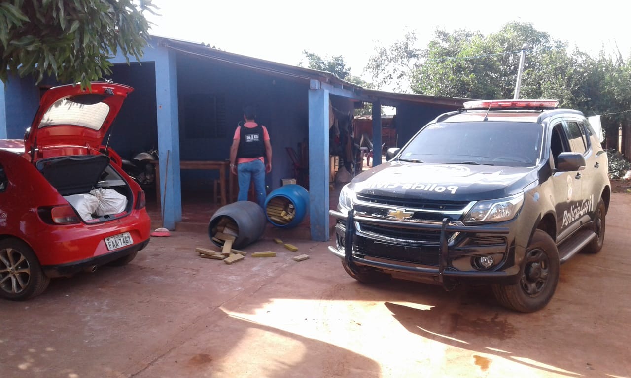 Denad e Polícia Civil estoura depósito de droga na fronteira Foto: Porã News