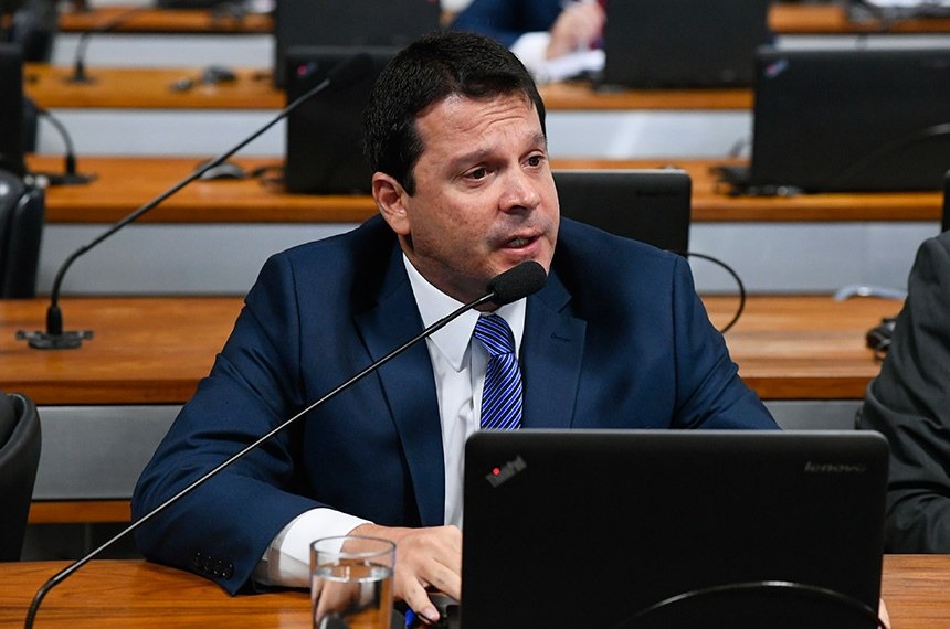 CAE vota proposta que mantém dedução no IR para empregador doméstico Foto: Agência Senado