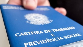 Saldo positivo em empregos com destaque para setor de serviços