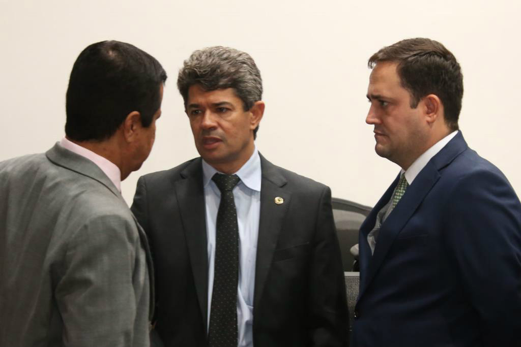 Projeto define percentuais para Fundo de Investimentos Esportivos Projeto é de autoria do deputado Marcio Fernandes, à direita (Foto/Divulgação)