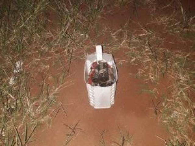 Polícia recolhe 9 granadas e uma máscara de terreno
