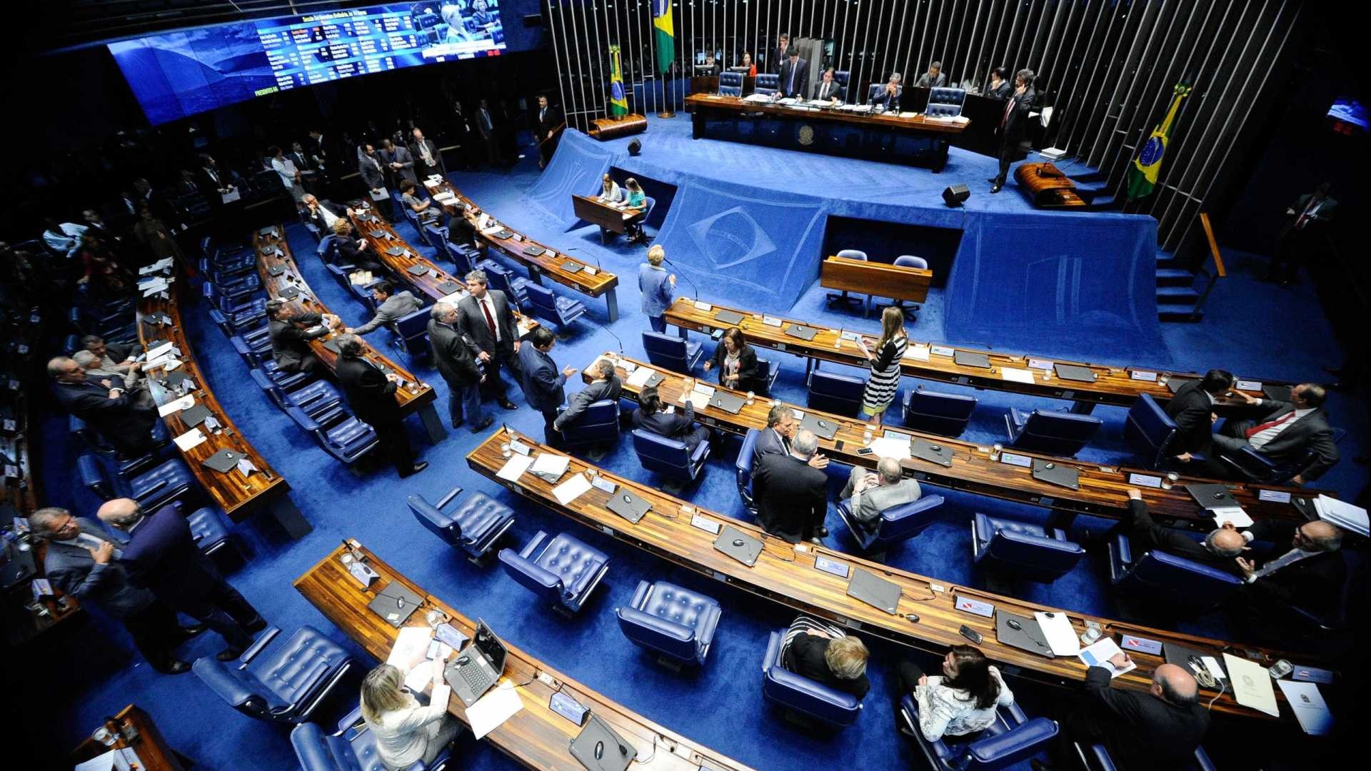 Partidos gastam só 3,5% de fundo público com mulheres Marcos Oliveira/Agência Senado