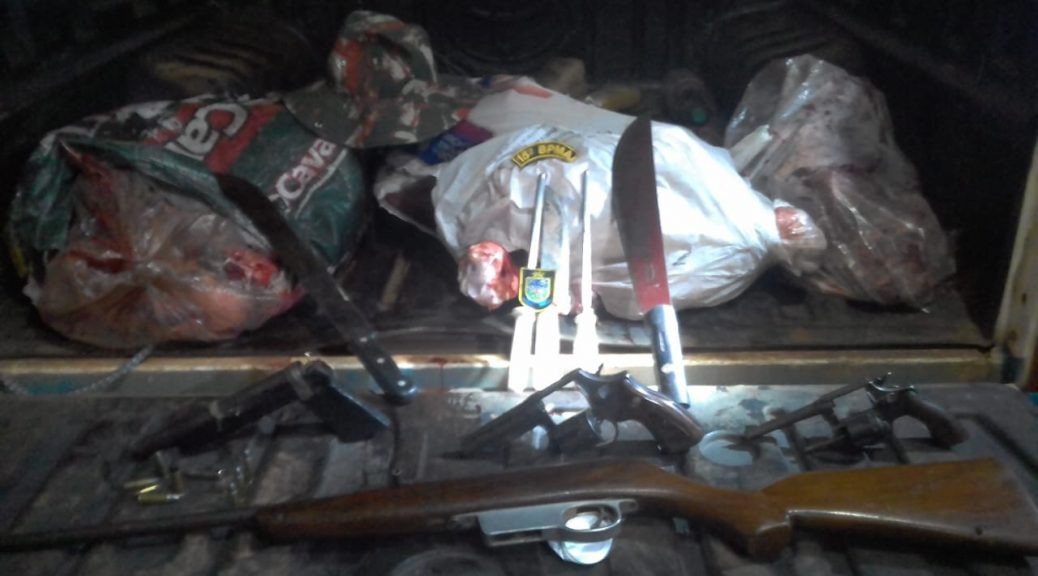 PMA prende quadrilha por furto de gado e porte ilegal de armas PMA prende quadrilha por furto de gado e porte ilegal de armas
