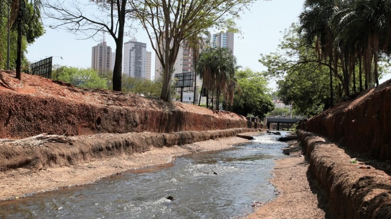 Prefeitura vai investir R$ 1,1 milhão para recuperar trechos da margem do Prosa Denilson Secreta