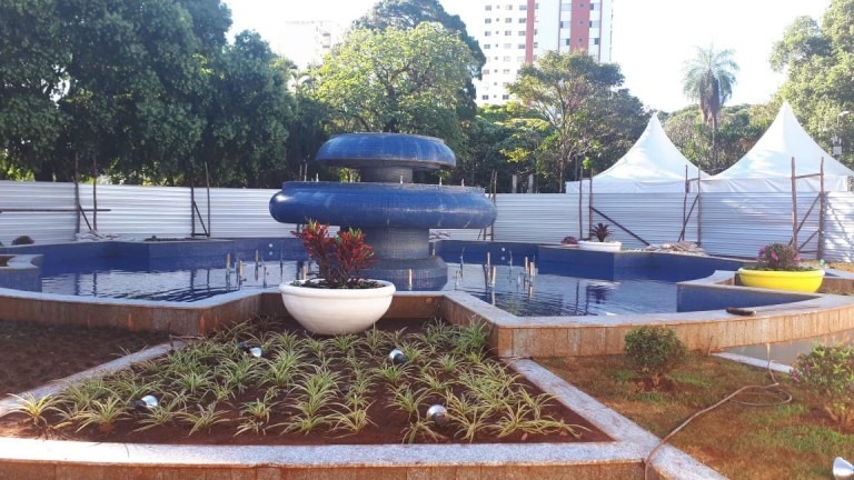 Chafariz da Ary Coelho volta a funcionar e a embelezar Centro PMCG