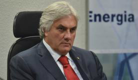 Delcídio pede ao STF suspensão de processo de cassação no Senado