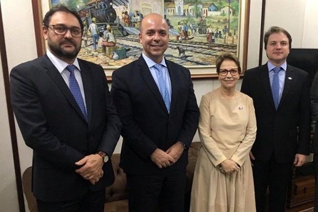 Presidente da Fiems trata sobre avanço econômico de MS com secretário do Ministério da Economia Presidente da Fiems trata sobre avanço econômico de MS com secretário do Ministério da Economia