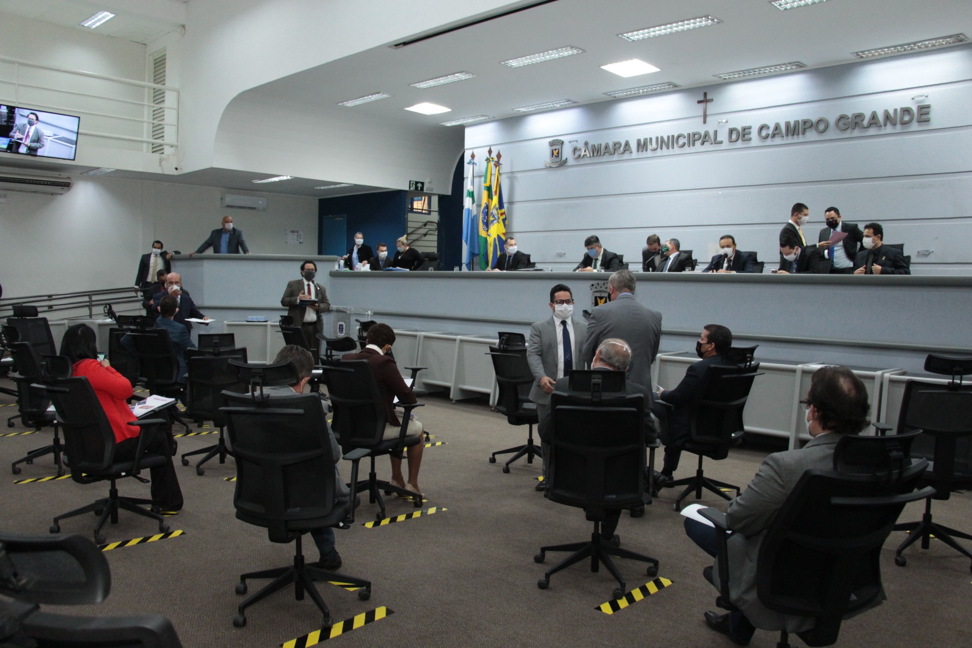 Vereadores votam dois projetos de lei na sessão de terça-feira