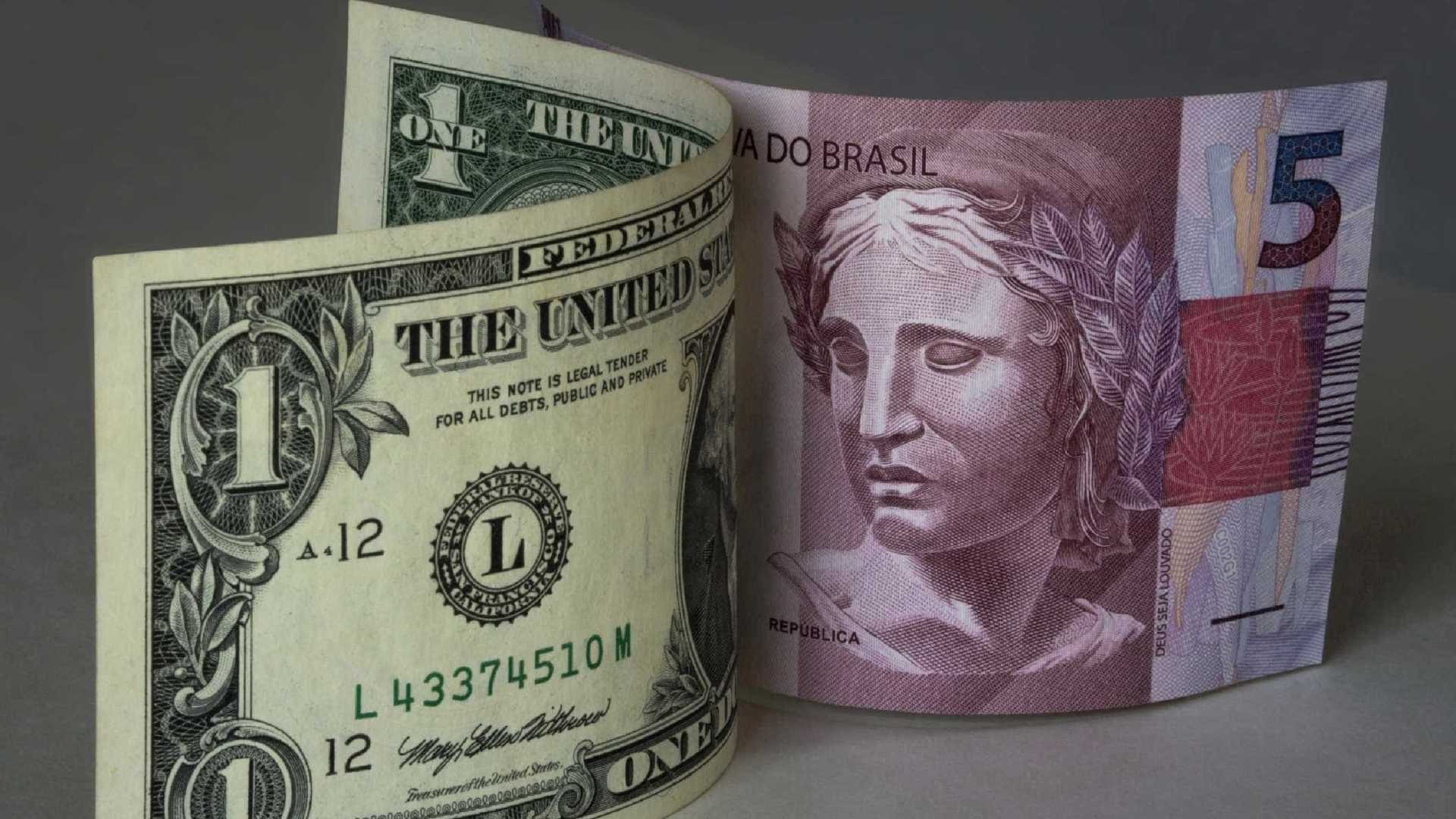 Alta do dólar ajudará governo a cumprir regra de ouro em 2018 Alta do dólar ajudará governo a cumprir regra de ouro em 2018