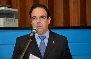 Estabelecimentos comerciais deverão criar “banheiro família” Estabelecimentos comerciais deverão criar “banheiro família”