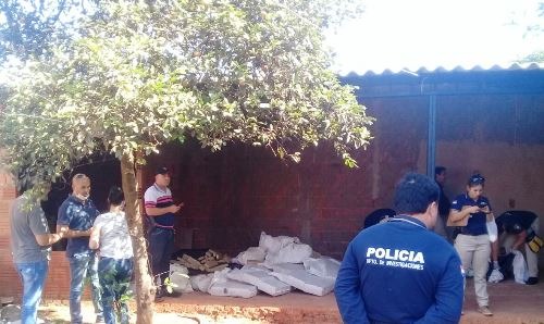 Polícia descobre laboratório do narcotráfico na fronteira Polícia descobre laboratório do narcotráfico na fronteira