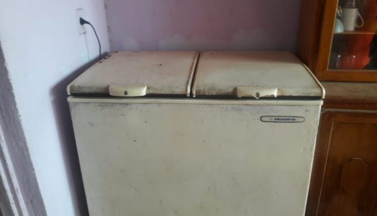 Corpo de homem é encontrado congelado dentro de freezer PC/Divulgação