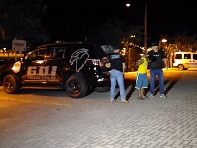 Polícia Civil prende suspeito de invadir residência e estuprar mulher Homem acusado de estupro foi preso hoje e encaminhado para a Deam - Kleber Clajus/CG News