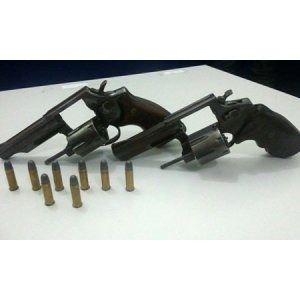 Armas de fogo utilizadas no crime foram apreendidas pela PM