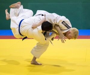 Luan Pimentel aplica golpe no rival durante a competição em São Paulo - Alexandre Urch/CPB/MPIX