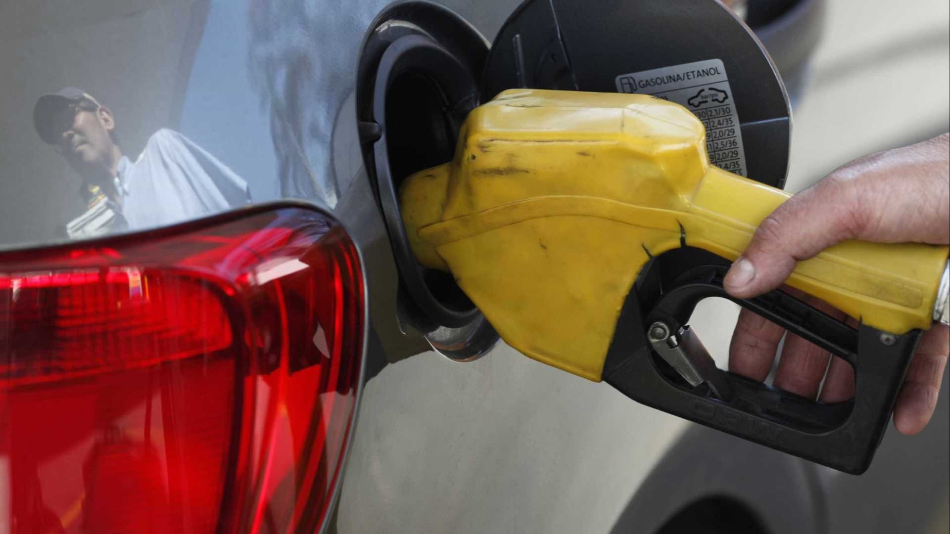 Petrobras anuncia aumento de 1,07% para gasolina Reuters