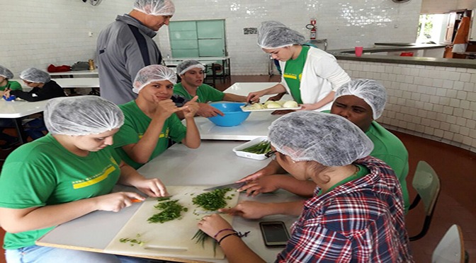 Projeto de escola estadual é selecionada no Desafio Aprendizagem Criativa Brasil 2018