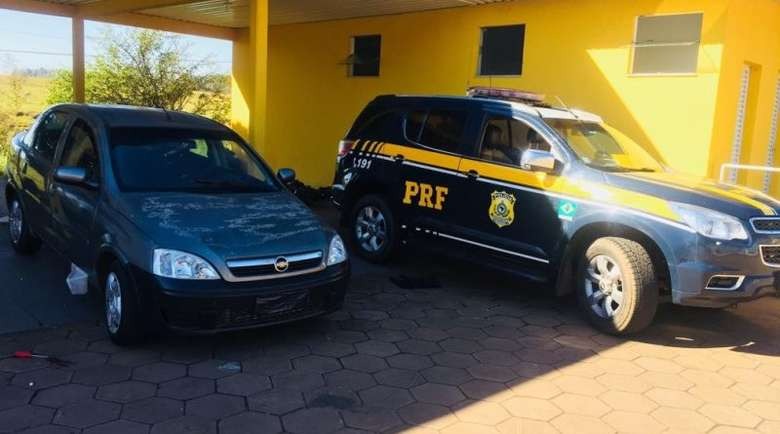 PRF apreende carga com 165 kg de maconha e porção de skunk PRF/Divulgação