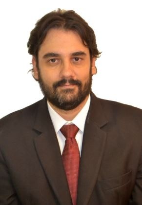 A judicialização da saúde e o direito à vida A judicialização da saúde e o direito à vida