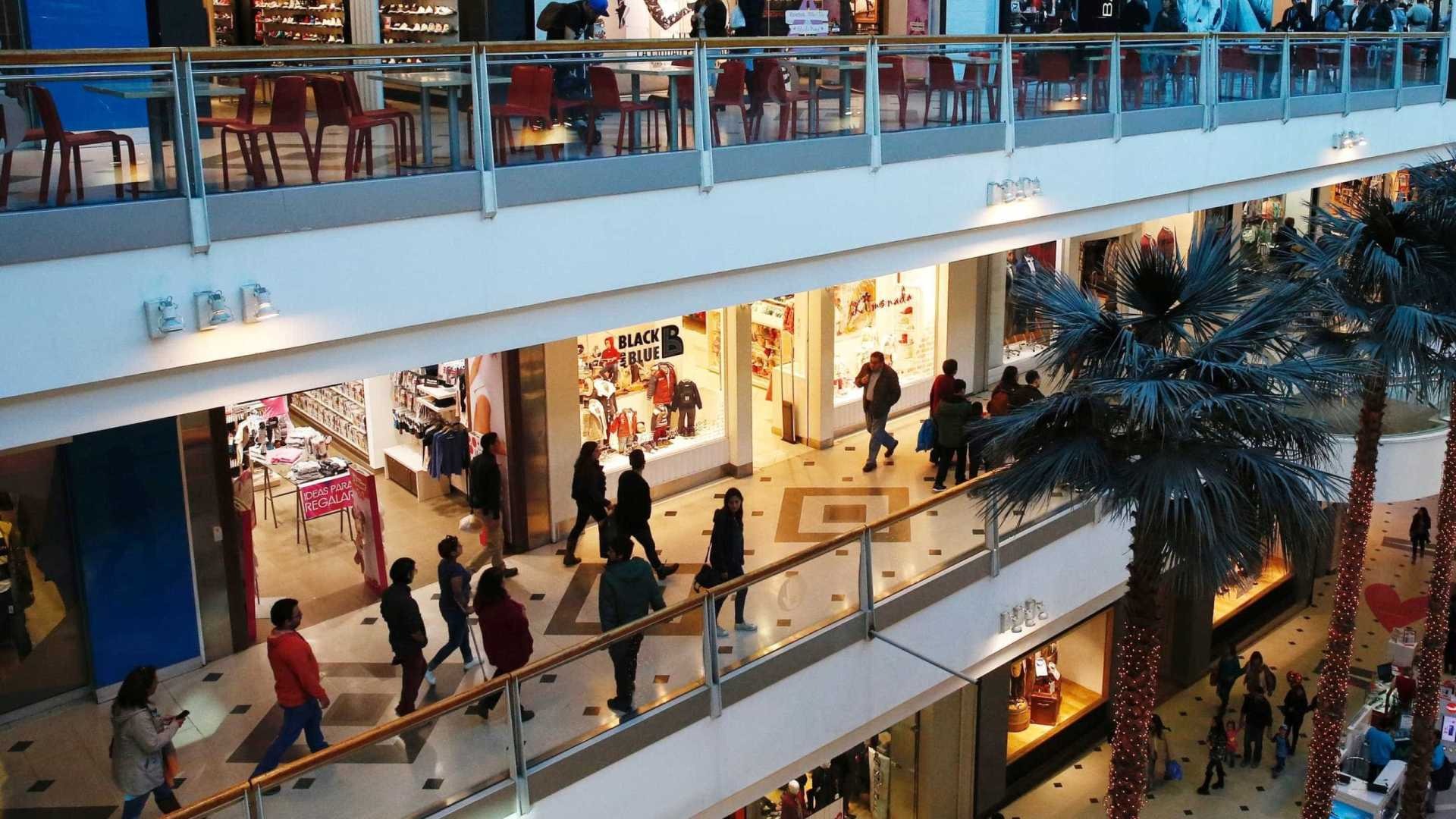 Vendas crescem 4,9% em maio nos shoppings Vendas crescem 4,9% em maio nos shoppings