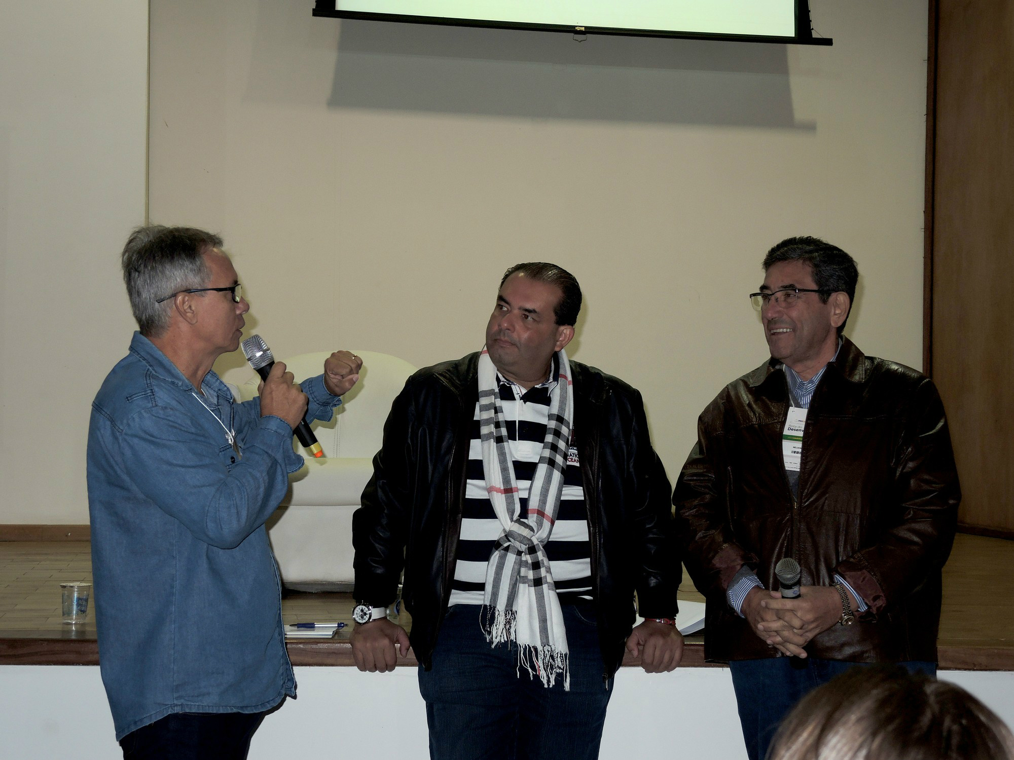 Presidente do Fórum Regional Bonito- Serra da Bodoquena, Clayton Castilho, Jota Abussaf e Nelson Cintra. (Foto:Bolivar Porto)