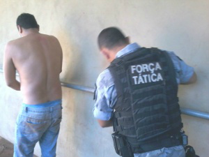 Homem foi preso acusado de abusar sexualmente da filha - Foto: Osvaldo Duarte