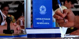 Medo do desemprego é um dos maiores dos últimos 22 anos, diz CNI Medo do desemprego é um dos maiores dos últimos 22 anos, diz CNI