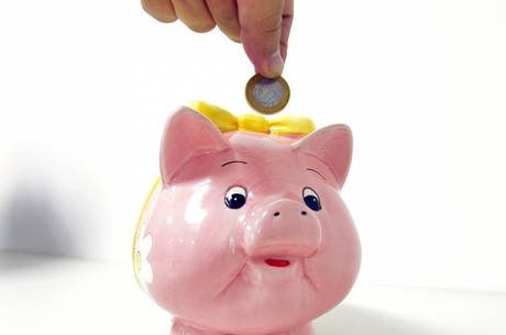 Liberação do FGTS puxa melhor resultado da poupança em 25 anos Liberação do FGTS puxa melhor resultado da poupança em 25 anos