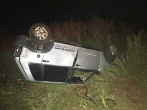 Veículo saiu da pista e capotou várias vezes - Foto: TL Notícias