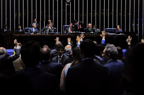 Teto foi aprovado em votações simbólicas no Congresso
Moreira Mariz/26.9.2017/Agência Senado