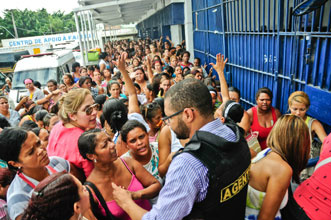 Detentos se contrariaram com a demora nas visitas