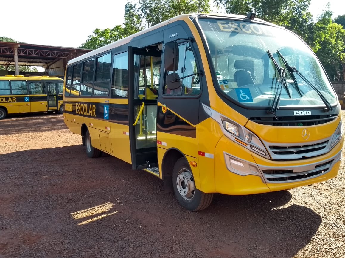 Geraldo Resende entrega ônibus e vistoria obras da sede dos autistas neste sábado Ônibus do Programa Caminho da Escola, que serão entregues neste sábado em Dourados.