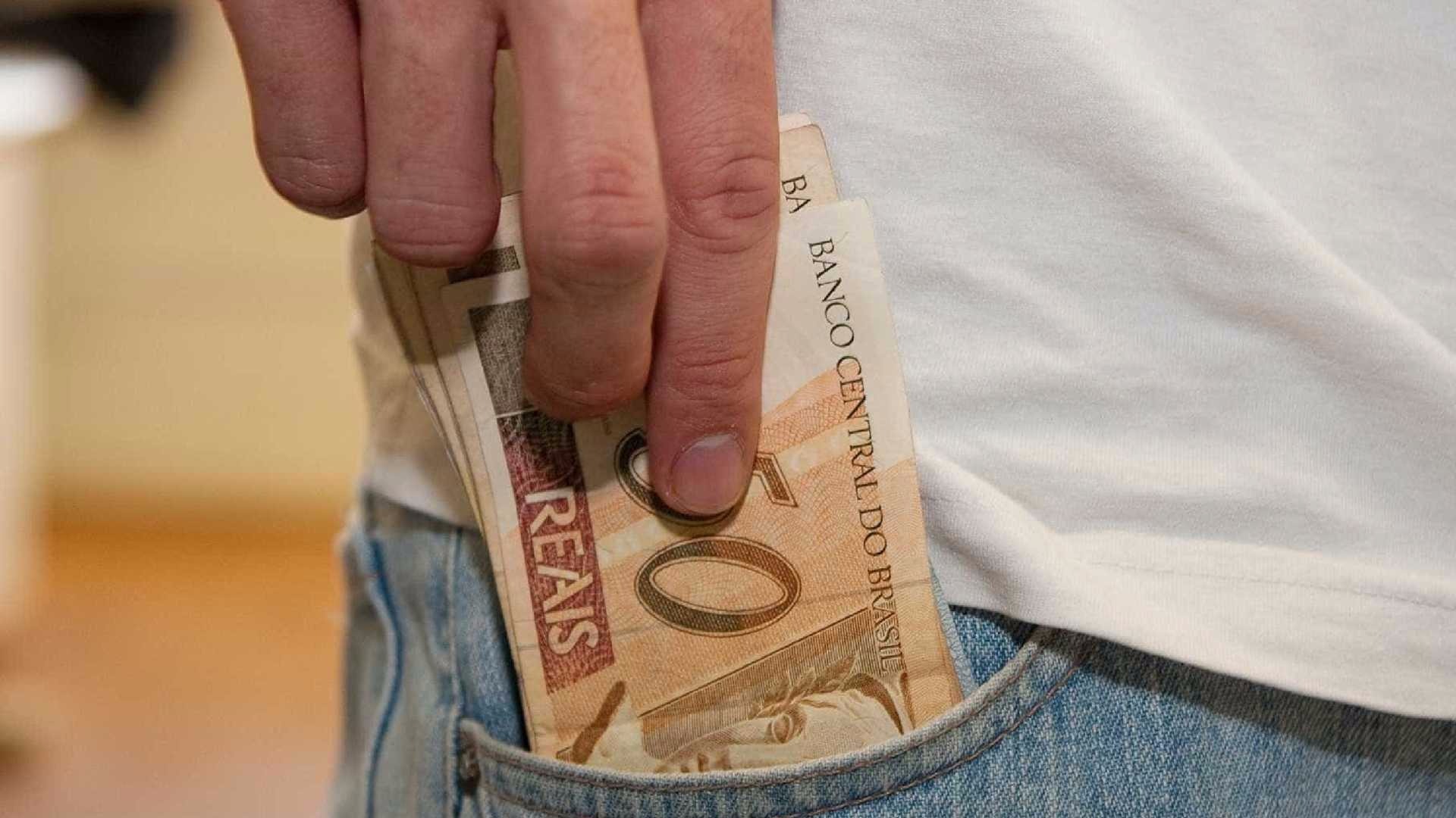 Receita paga 5º lote de restituição do Imposto de Renda nesta segunda