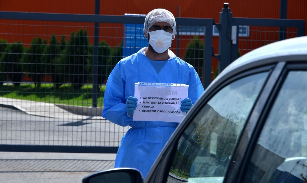 América Latina tem 1,3 milhão de casos e 65 mil mortes por covid-19 Divulgação